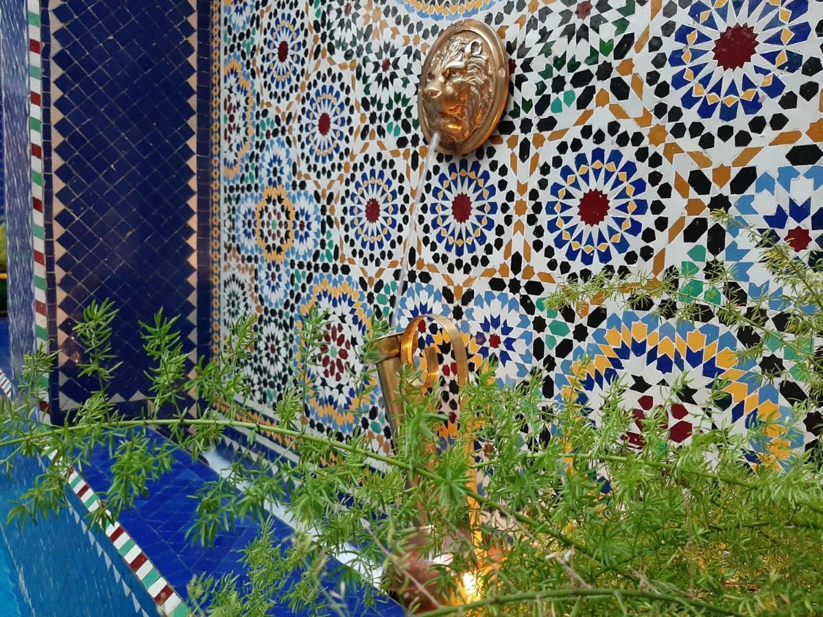 Riad La Porte Des 5 Jardins Marrakesch Exterior foto