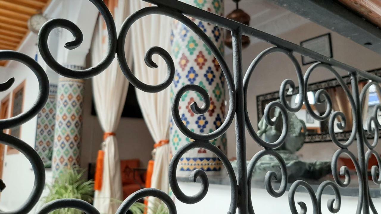 Riad La Porte Des 5 Jardins Marrakesch Exterior foto